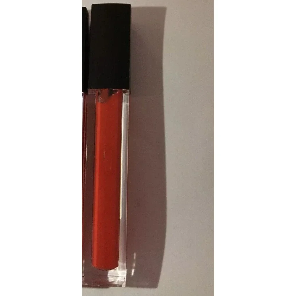 Maybelline Vivid Hot Lacquer Red Lip gloss #70 So Hot . Shine New Lips